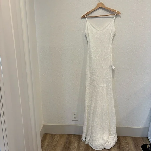 NWT Lulus Flawless Extravagance White Lace Trumpet Hem Maxi Dress - Picture 5 of 10
